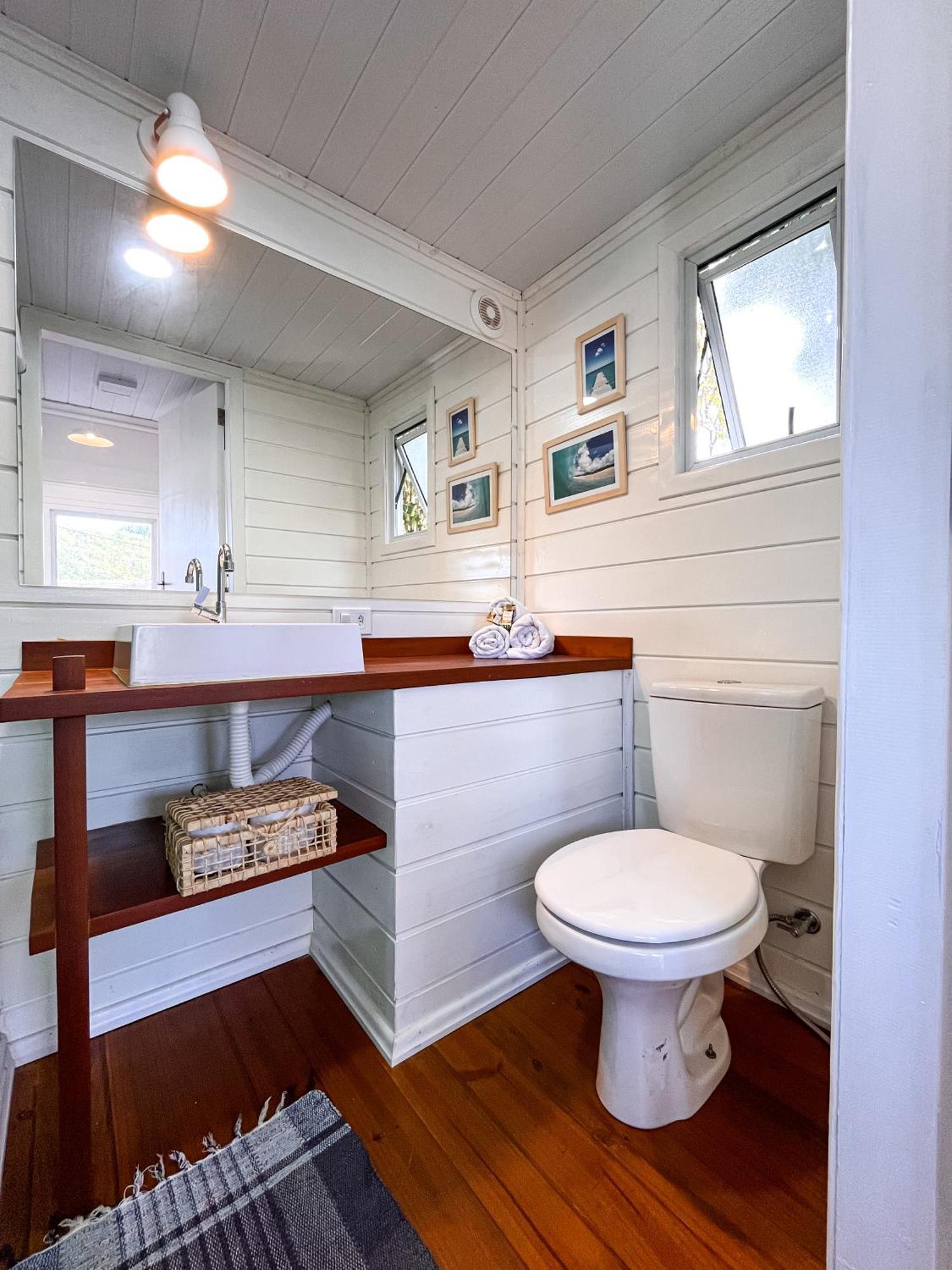 Peixe Crew Manguinhos Bed & Breakfast Armacao dos Buzios Exterior photo